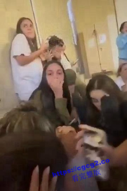 305_2023-10-10_17-08-17.jpg 305_2023-10-10_17-08-17.jpg