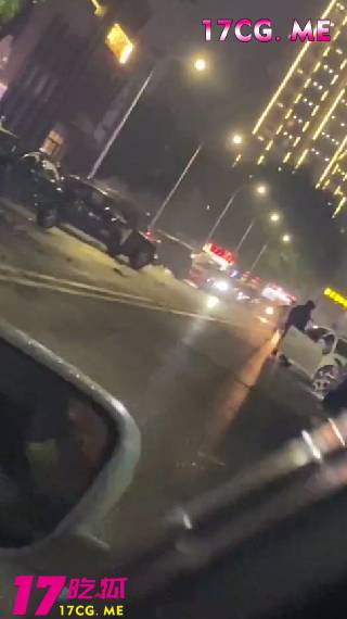 打架5.jpg 打架5.jpg